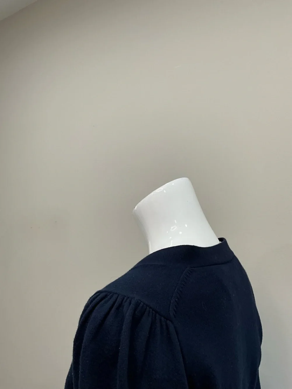 TRINA TURK Navy V-Neck Button Front Cardigan Ribbed Waist Puff Sleeve XS - Picture 6 of 10